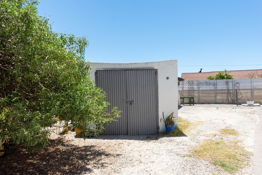 4 Bedroom Property for Sale in Laaiplek Western Cape